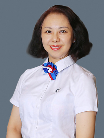幼儿园园长 龚炜 Vicky Gong