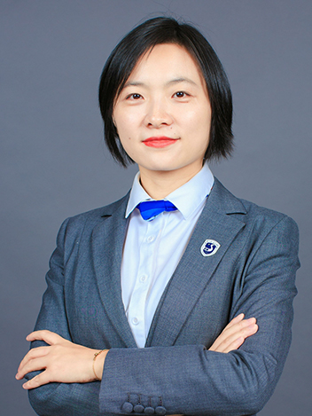 招生宣传部主任 胡文静 Wendy Hu